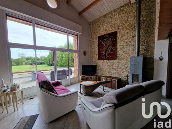 Maison à vendre 10 pièces 360 m² Grosbreuil
