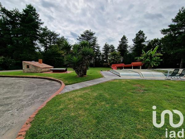 Maison à vendre 10 pièces 360 m² Grosbreuil