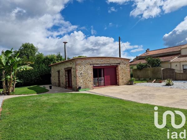 Maison à vendre 10 pièces 360 m² Grosbreuil