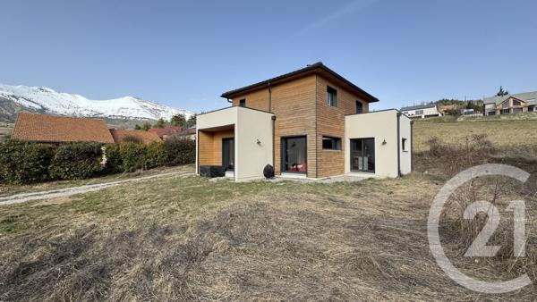 Maison à vendre  5 pièces - 113,08 m2 LA ROCHE DES ARNAUDS - 05