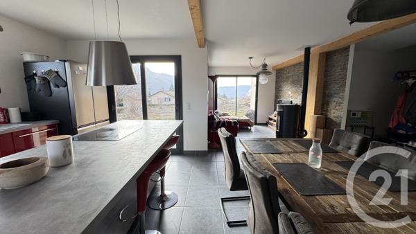 Maison à vendre  5 pièces - 113,08 m2 LA ROCHE DES ARNAUDS - 05