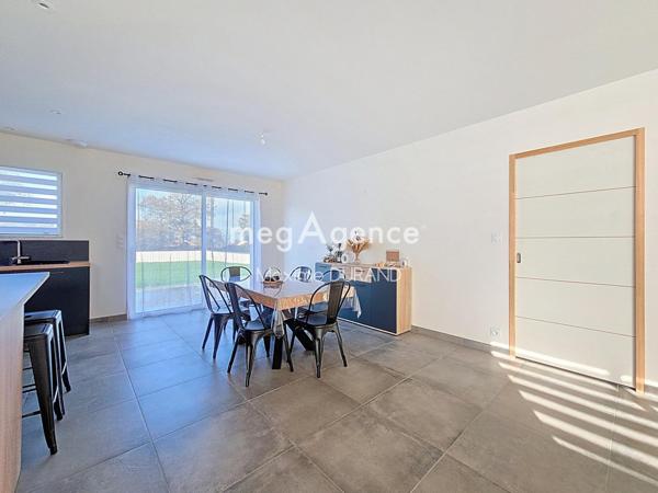 Maison à TIFFAUGES, 85130 - 5 pièces 85m²