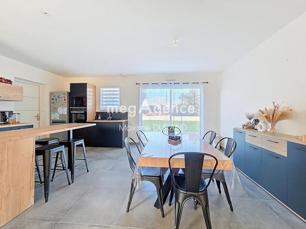 Maison à TIFFAUGES, 85130 - 5 pièces 85m²