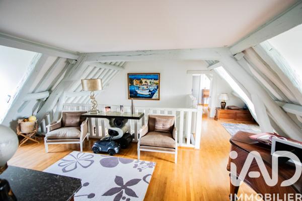 Maison à vendre 9 pièces 220 m² Le Perray-en-Yvelines