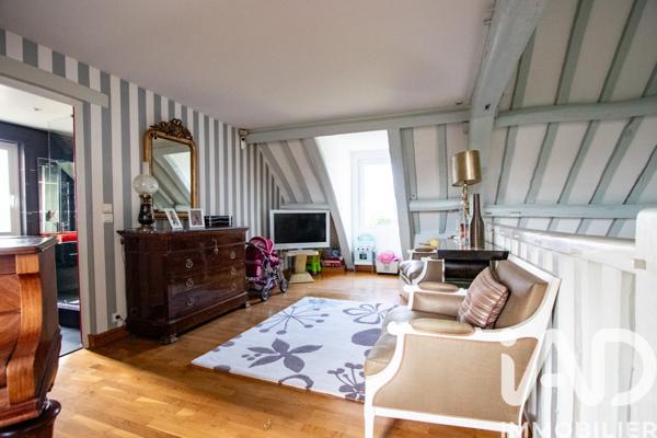 Maison à vendre 9 pièces 220 m² Le Perray-en-Yvelines