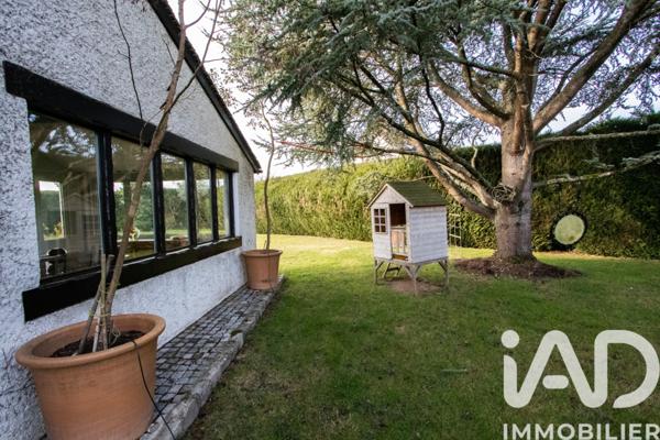 Maison à vendre 9 pièces 220 m² Le Perray-en-Yvelines