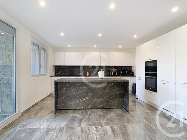 Maison à vendre  6 pièces - 200 m2 CHAVANOZ - 38