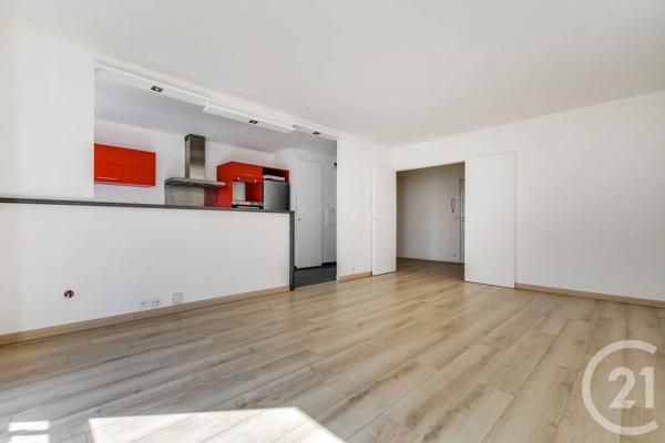Appartement F3 à vendre  3 pièces - 82 m 2   PARIS  - 75019