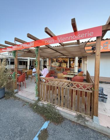 A vendre point chaud/sandwicherie/pâtisserie/snacking