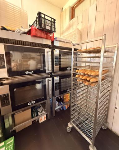 A vendre point chaud/sandwicherie/pâtisserie/snacking