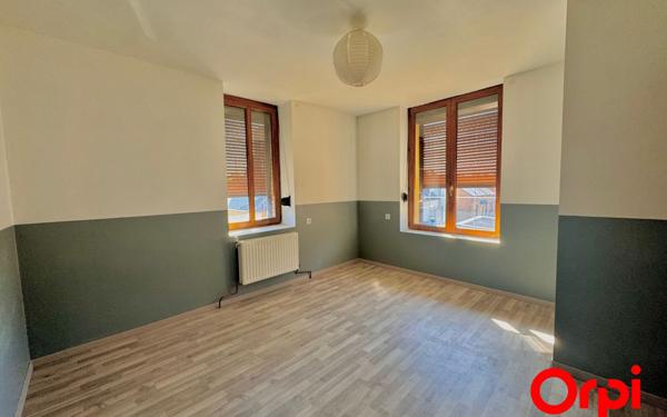 Maison à vendre    4 pièces •  Saint-Michel