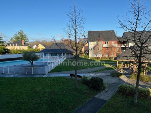 Aux portes de Honfleur - Appartement de type T2 - 41.90 m2 - 1 chambre - Terrasse - 1er étage - Piscine - Parking