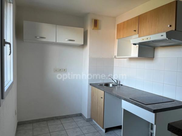 Aux portes de Honfleur - Appartement de type T2 - 41.90 m2 - 1 chambre - Terrasse - 1er étage - Piscine - Parking