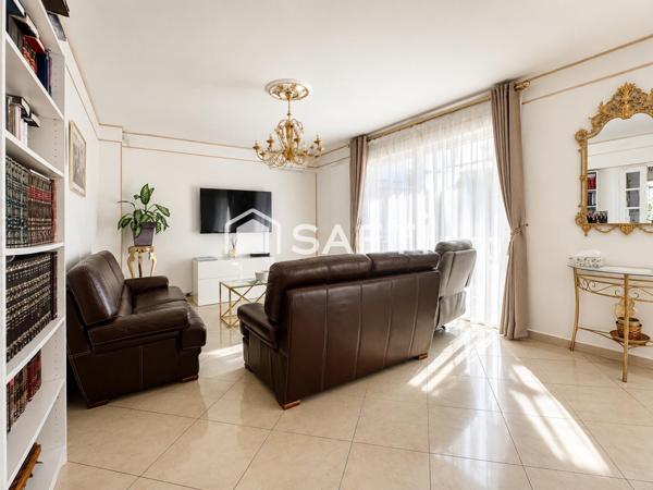 Grande maison familiale avec sous-sol aménagé