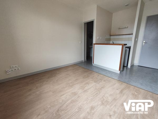 LIMOGES T2 DE 34 m² PROCHE PLACE JOURDAN , Limoges LIMOGES T2 DE 34 m² PROCHE PLACE JOURDAN , Limoges
