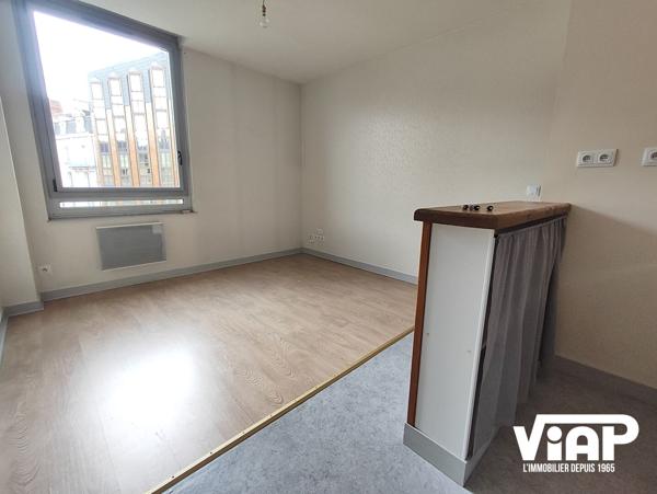 LIMOGES T2 DE 34 m² PROCHE PLACE JOURDAN , Limoges LIMOGES T2 DE 34 m² PROCHE PLACE JOURDAN , Limoges