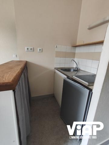 LIMOGES T2 DE 34 m² PROCHE PLACE JOURDAN , Limoges LIMOGES T2 DE 34 m² PROCHE PLACE JOURDAN , Limoges