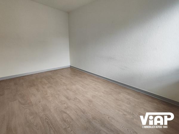 LIMOGES T2 DE 34 m² PROCHE PLACE JOURDAN , Limoges LIMOGES T2 DE 34 m² PROCHE PLACE JOURDAN , Limoges