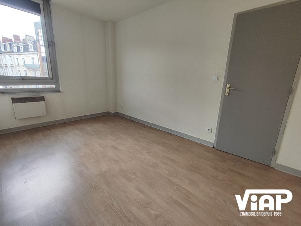 LIMOGES T2 DE 34 m² PROCHE PLACE JOURDAN , Limoges LIMOGES T2 DE 34 m² PROCHE PLACE JOURDAN , Limoges