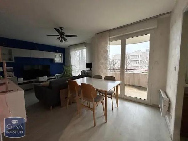 Appartement à louer 2 pièces 47.2m²