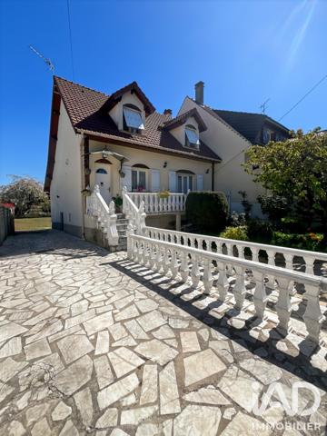 Maison à vendre 6 pièces 115 m² Villecresnes