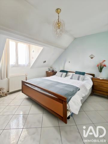 Maison à vendre 6 pièces 115 m² Villecresnes