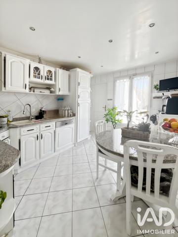 Maison à vendre 6 pièces 115 m² Villecresnes