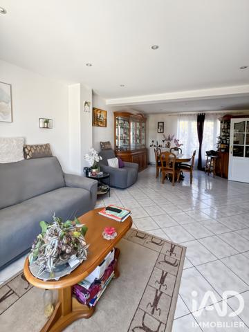 Maison à vendre 6 pièces 115 m² Villecresnes