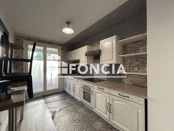 Location Appartement 2 pièces 47.08 m² - 42 AVENUE DU GENERAL DE GAULLE Cavaillon 84300