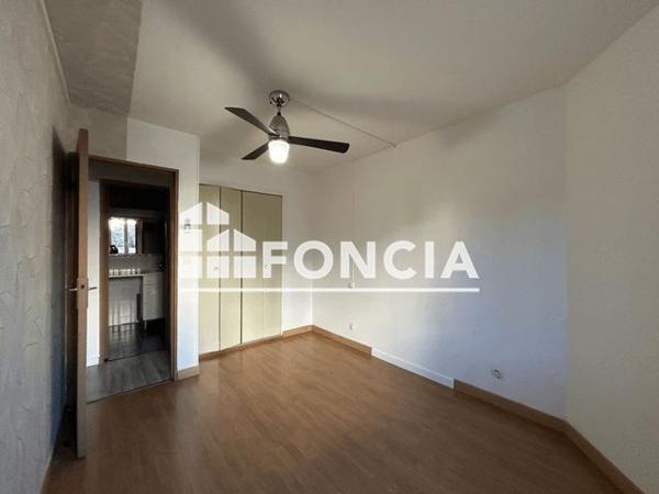 Location Appartement 2 pièces 47.08 m² - 42 AVENUE DU GENERAL DE GAULLE Cavaillon 84300