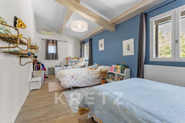 Pierrevert vue panoramique sur le Luberon et le Golf