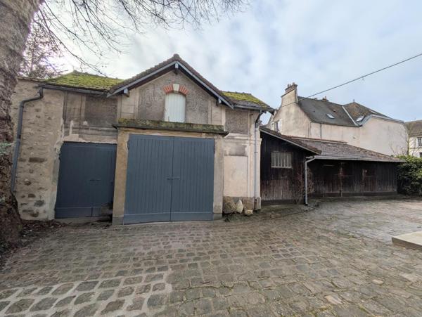 Demeure de maître bourgeoise d'une superficie de 235m²