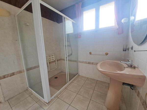 Maison à ALENCON, 61000 - 6 pièces 125m²