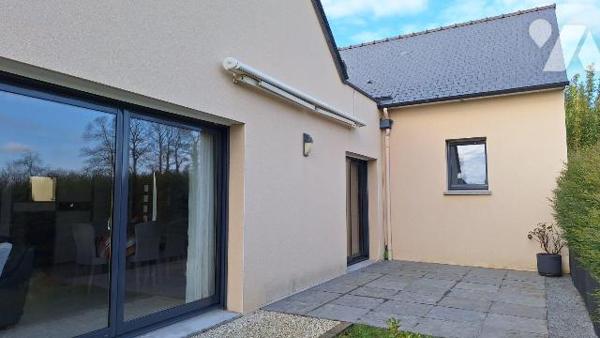 A Vendre, à ST HILAIRE DU MAINE (53380), en Mayenne. Idéalement situé : 3 minutes de la 4 voies...