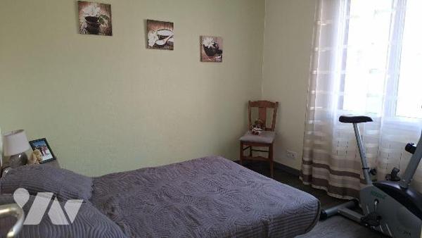 A Vendre, à ST HILAIRE DU MAINE (53380), en Mayenne. Idéalement situé : 3 minutes de la 4 voies...