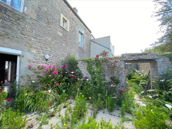 Maison rurale à vendre à Saint-Vaast-la-Hougue dans la Manche (50550), ref : 50088-1053606