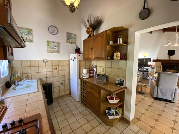SAINT DENIS - Maison 3 chambres + studio indépendant - 100 m²
