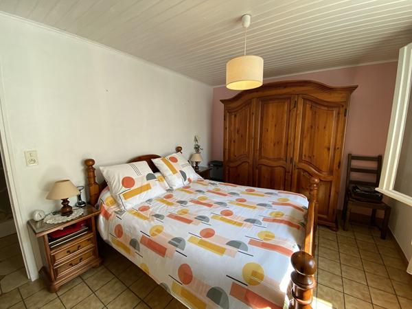 SAINT DENIS - Maison 3 chambres + studio indépendant - 100 m²