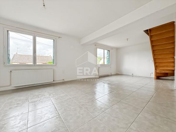 Maison à vendre à  Pussay 4 pièce(s) 88 m2