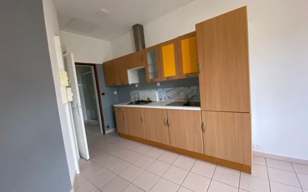 Appartement à louer    1 pièce •  Lafrançaise