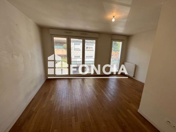 Location Studio 29.56 m² - 12 RUE ETIENNE DOLET Cachan 94230