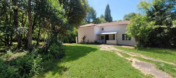 Maison en pierre avec dépendances dans le Tarn et Garonne