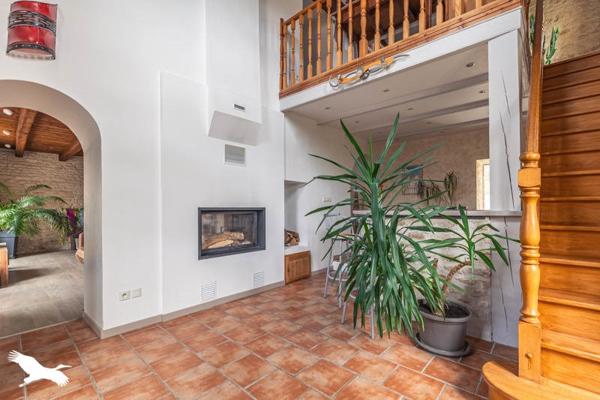 Maison à vendre 424 900 € Thairé 6 p 146 m² DPE D