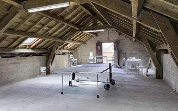 Maison à vendre    6 pièces •  Le Bleymard