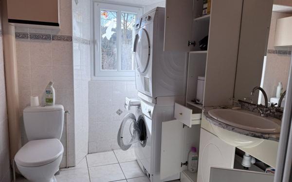 Maison à vendre    6 pièces •  Le Bleymard