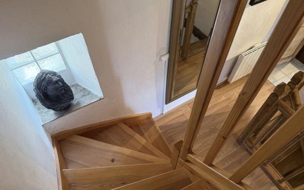 Maison à vendre    6 pièces •  Le Bleymard