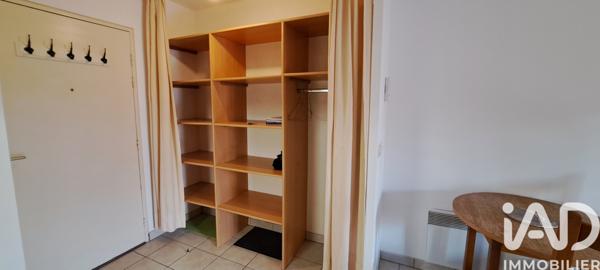 Location studio 29 m² Cergy