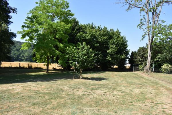 PROPRIETE DE CHARME ACCES DIRECT RIVIERE PROCHE DE PERIGUEUX