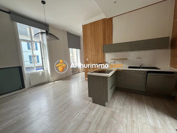 Vente                                                      Appartement
                        
                     2 pièces                      43 m2                     à Quimper