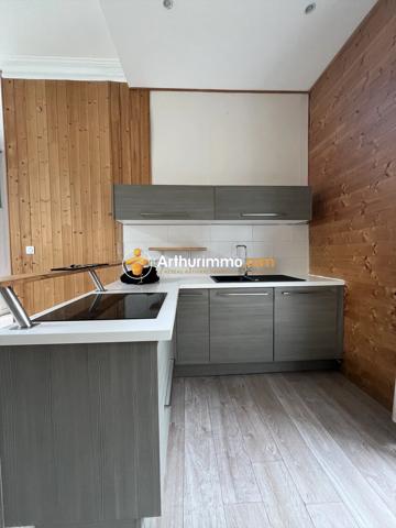 Vente                                                      Appartement
                        
                     2 pièces                      43 m2                     à Quimper